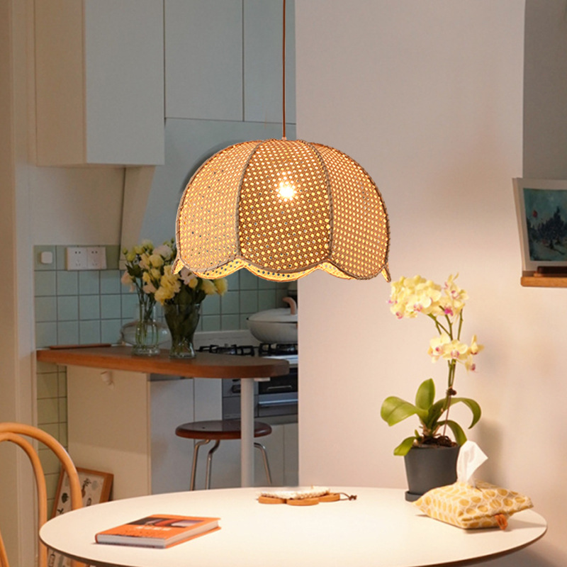 Araña de ratán de estilo japonés personalidad creativa pastoral restaurante balcón entrada lámpara tejida chino cama y desayuno Zen lámpara de sala de té