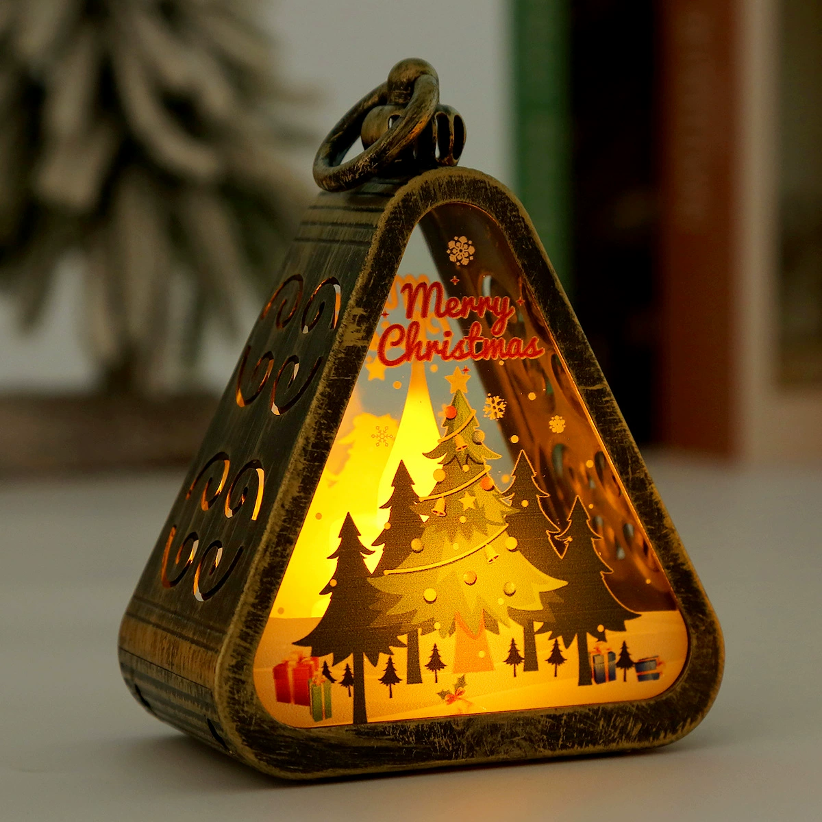 Christmas table night light, triangular decorative lamp, battery‑powered, 9.5×5.5×12.5 cm