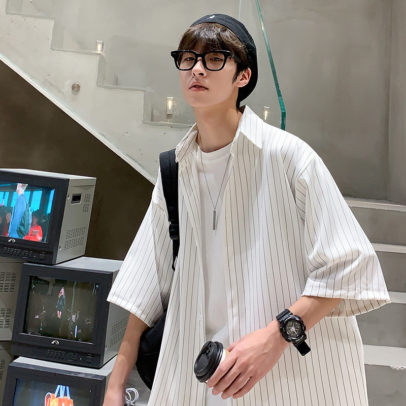 Summer striped short-sleeved shirt for men, five-quarter sleeve, Korean style, trendy Hong Kong style, Japanese style, loose fit, cool and versatile, fashionable boyfriend shirt