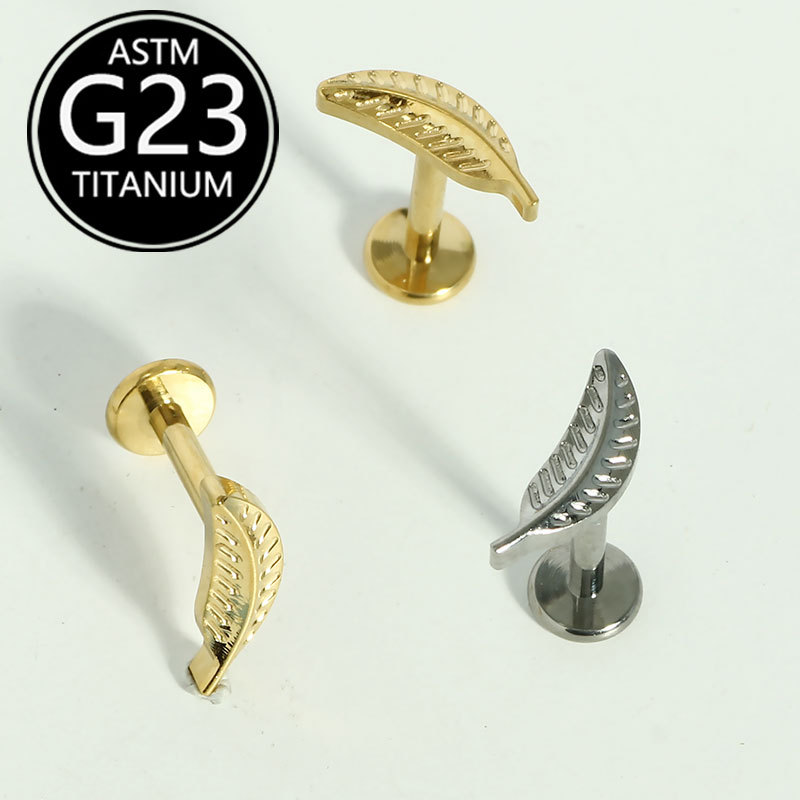 16G labret stud size and finish detail