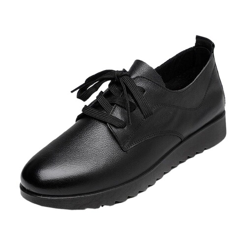 Kitchen-specific shoes: Waterproof, non-slip, women's black leather-soled sneakers—perfect for restaurants, hotels, and office wear with a flat sole.