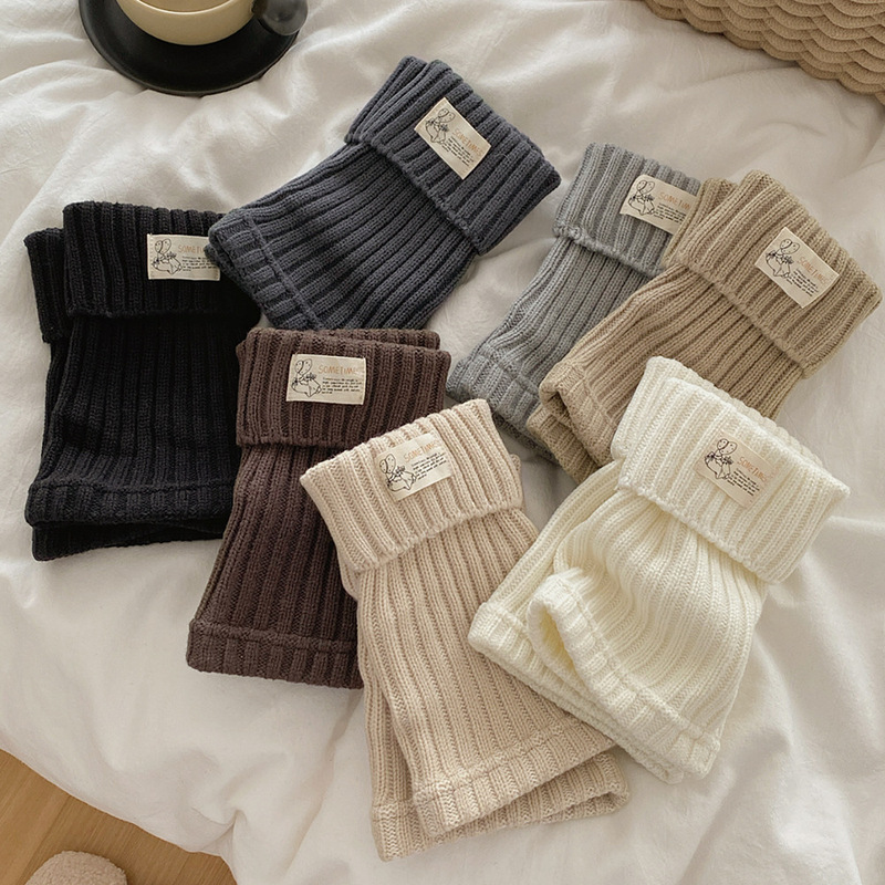 Korean-Style Fabric Label Slouch Socks for Autumn and Winter, Jk Knit Slimming Leg Warmers, Japanese-Style Warm Snow Boots, Cuffed White Sock Covers Korean-Style Fabric Label Slouch Socks for Autumn and Winter, Jk Knit Slimming Leg Warmers, Japanese-Style Warm Snow Boots, Cuffed White Sock Covers