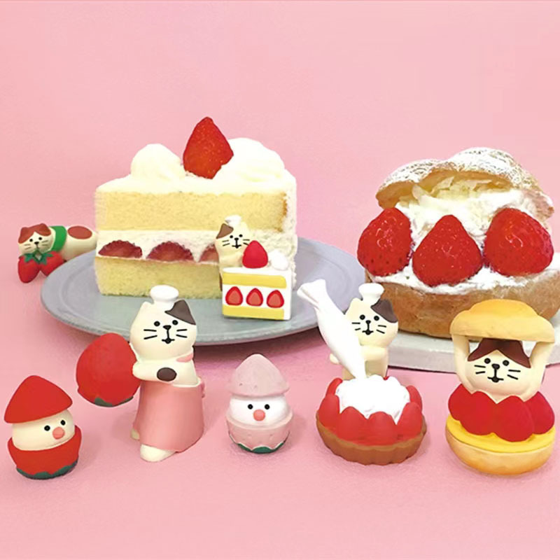 Japanese Cat Small Ornaments Zakka Food and Play Ins Bread Baking Valentine's Day Gifts Home Decoration Resin Crafts