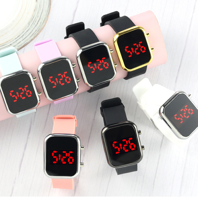 Cross-Border New Silicone Button Electronic Watch for Men, Fashionable and Trendy Led Student Wholesale Business Versatile