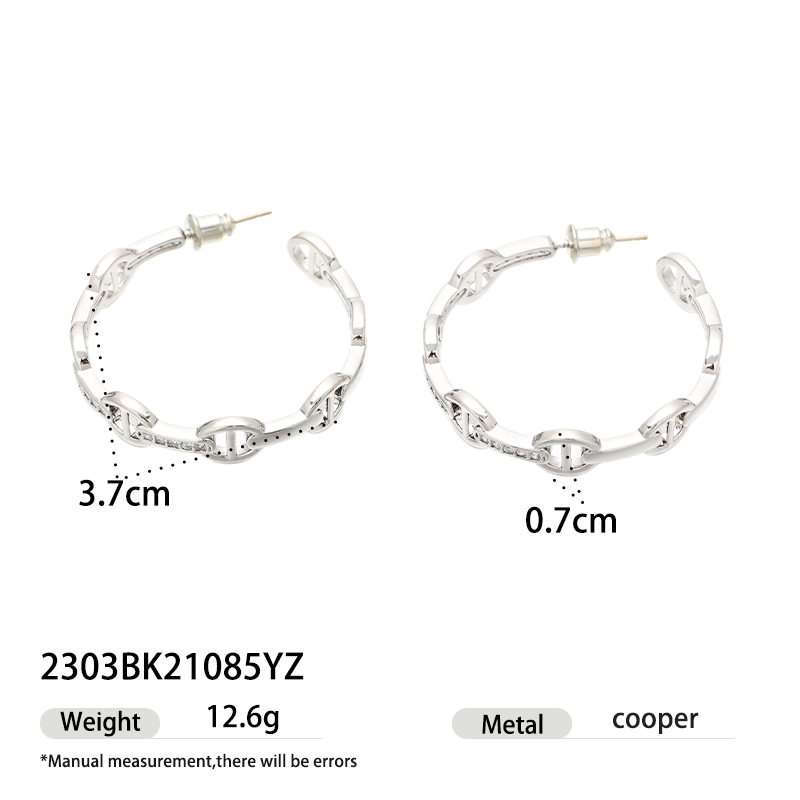 Europa y los Estados Unidos transfronterizos nariz de cerdo exagerada TK explosión ligera de lujo alta sensación de zircon diamantes completos pendientes en forma de C para mujeres image 8