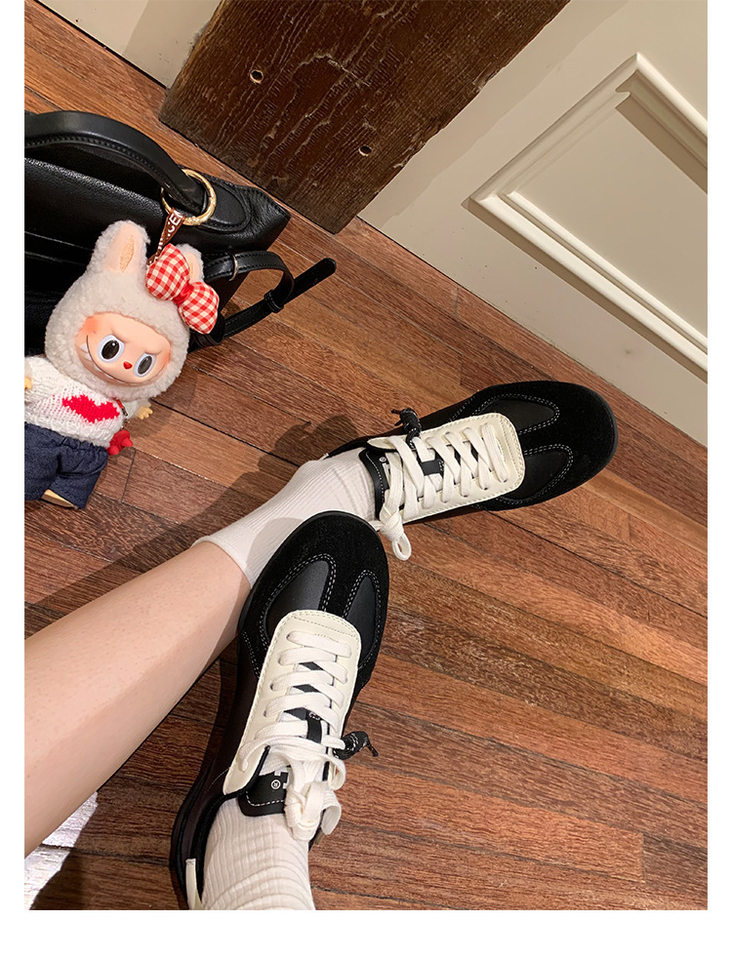 Giày sneaker nữ da bò phối màu mũi tròn dây buộc tăng chiều cao — Màu trắng nhạt, màu sô cô la, màu vàng, màu đen chi tiết 45