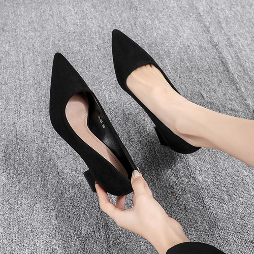 Civil servant interview black high-heeled shoes for women with pointed toes and long-term standing at work, thick-heeled suede etiquette shoes for work