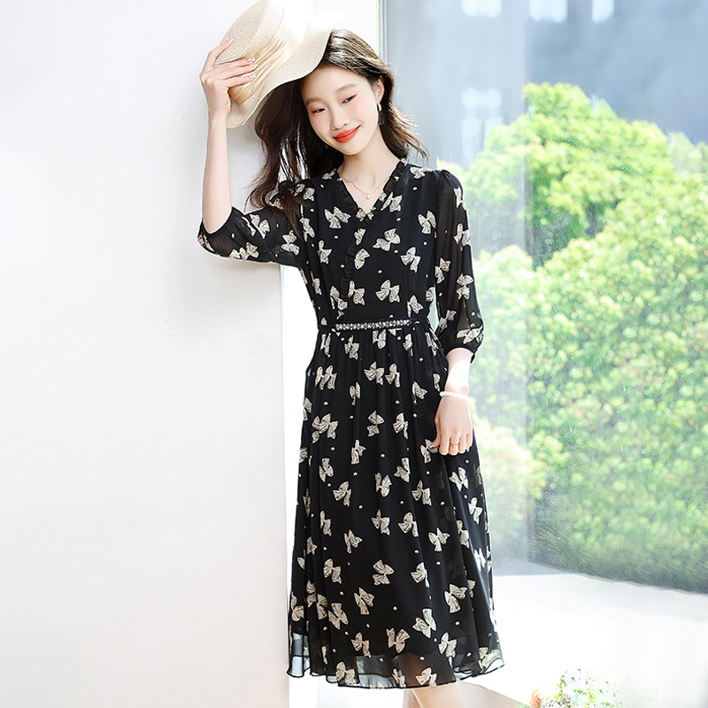 2025年轻奢夏季气质显瘦时尚修身收腰女装连衣裙女|undefined