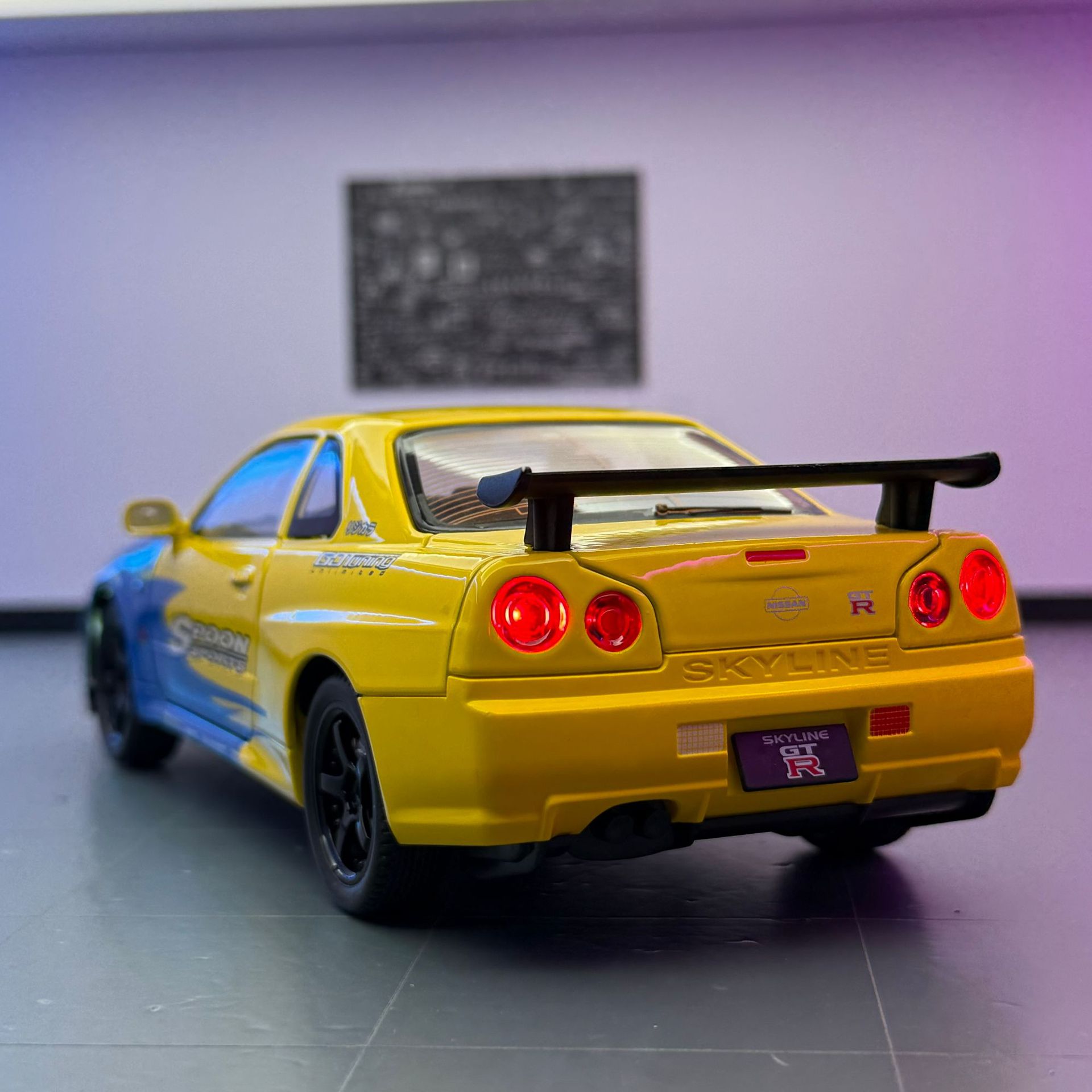 Modelo de coche de Willie 1 a 24 Ares GT Skyline R34 coche deportivo de vuelta a la fuerza juguetes para niños decoración de modelo de sonido
