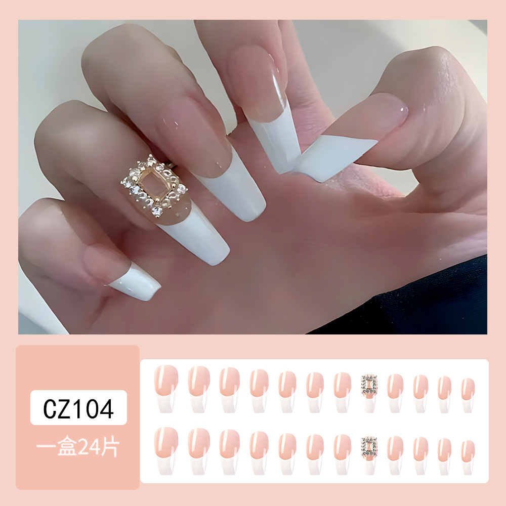 Uñas de desgaste hecho a mano al por mayor Pequeño Libro Rojo TikTok flash plata caliente mariposa pieza de uñas parche de uñas portátil