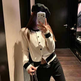 小香风白色镂空毛衣长袖针织衫女冬季穿搭绝美巨好看短款开衫上衣