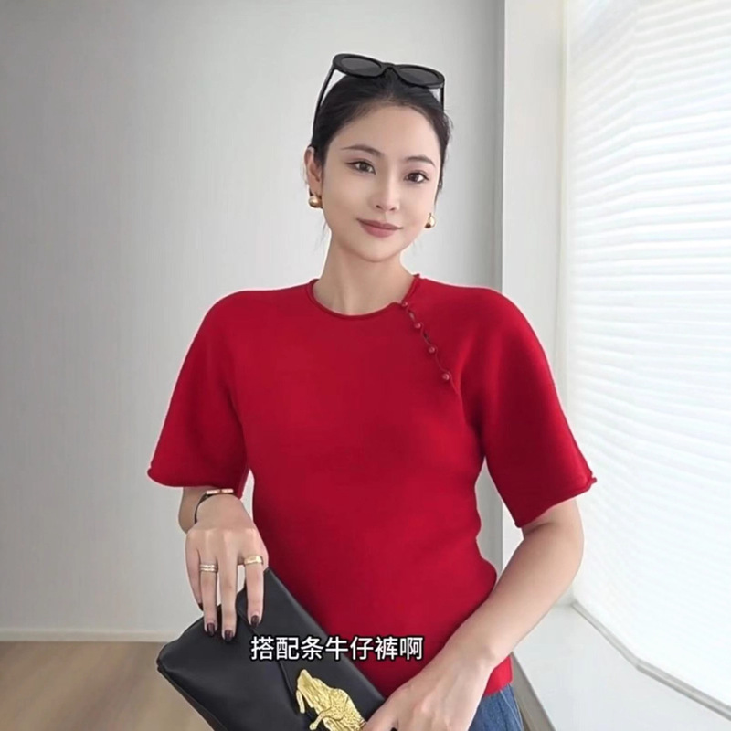 Ed Collaboration Series New Chinese-Style Wool Sweater with Traditional Chinese Buttons, Batwing Sleeves, Loose Fit, Base Layer, Simple and Fashionable Ed Collaboration Series New Chinese-Style Wool Sweater with Traditional Chinese Buttons, Batwing Sleeves, Loose Fit, Base Layer, Simple and Fashionable
