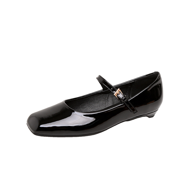 2025 nuevo estilo francés retro cuadrado hebilla de una palabra Mary Jane zapatos de mujer charol plano estilo hada ballet boca baja