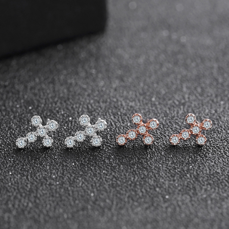 Japón y Corea del Sur S925 plata esterlina moda de piedra cruzada pendientes de orejas de personalidad simple para mujeres
