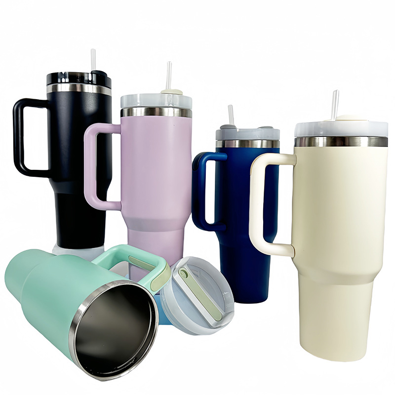 Taza de hielo portátil transfronteriza de segunda generación 304 taza de aislamiento de acero inoxidable 40oz taza de agua de paja de gran capacidad al aire libre