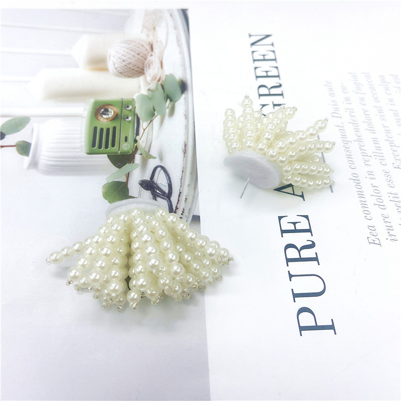 New Fashion Tassel Beads Metal Earrings display picture 5