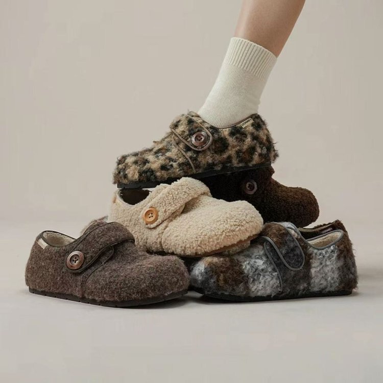 Thick-Soled Plush Fur Shoes for Women 2025 Autumn and Winter New Warm Velcro Cotton Shoes Lamb Wool Bag Heel Birkenstocks Thick-Soled Plush Fur Shoes for Women 2025 Autumn and Winter New Warm Velcro Cotton Shoes Lamb Wool Bag Heel Birkenstocks