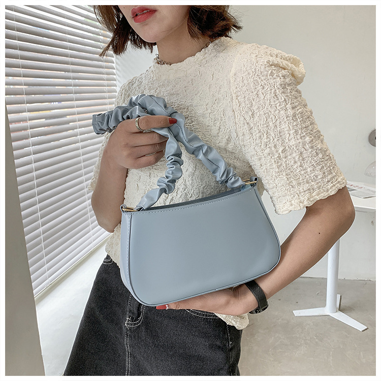 Fashion Solid Color Shoulder Messenger Small Square Bag display picture 9