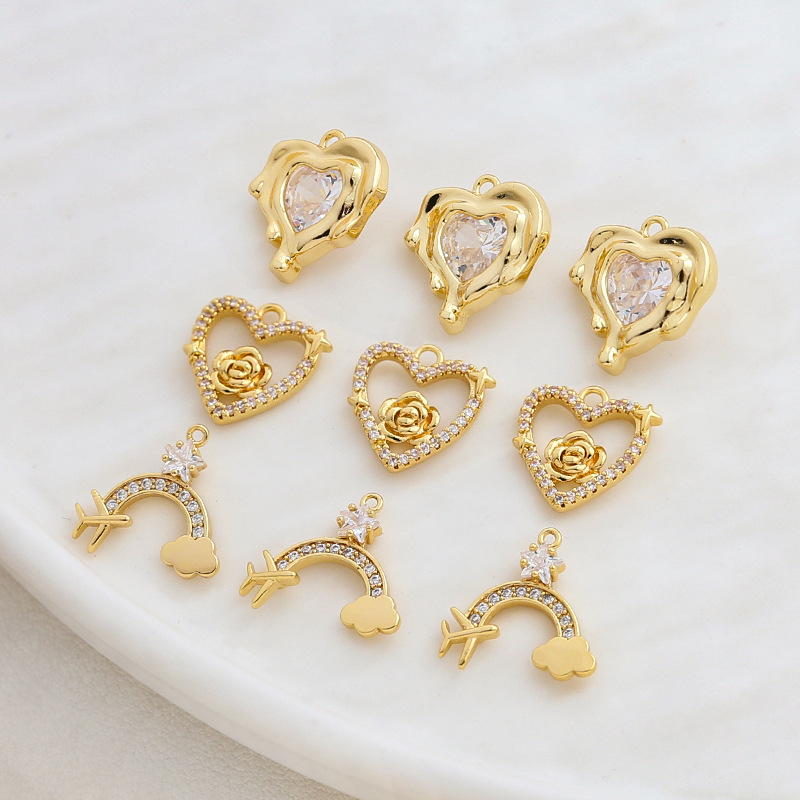 Copper Material Clouds, Heart Shape, Rose Pattern All Seasons Season 1 Piece 14*14mm 15*16mm Copper Zircon Clouds Heart Shape Rose Pendant
