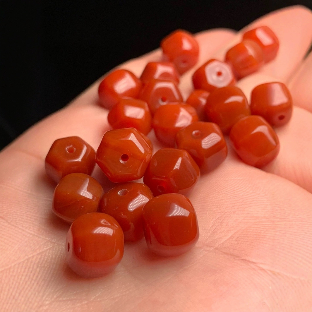 Organic agate red accessory walnut
