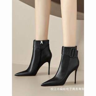 ��ɫƤ���ѥŮ2025���¿����ļ����^�����߸�ЬƤ���ۚ��|Ůѥ