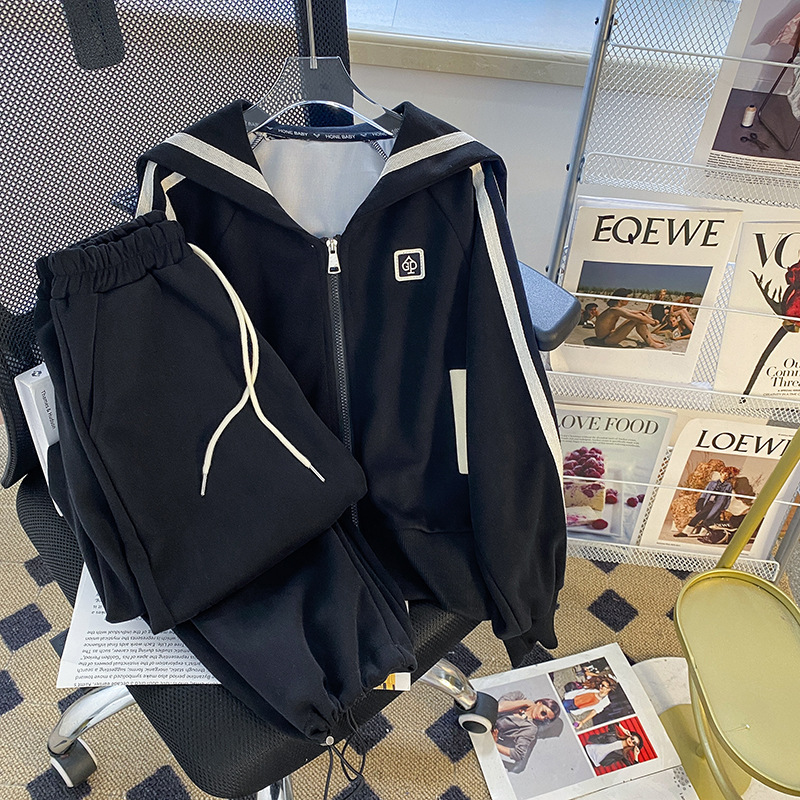 特大码运动舒适休闲套装2024款女春秋季宽松设计感健身跑步两件套|undefined