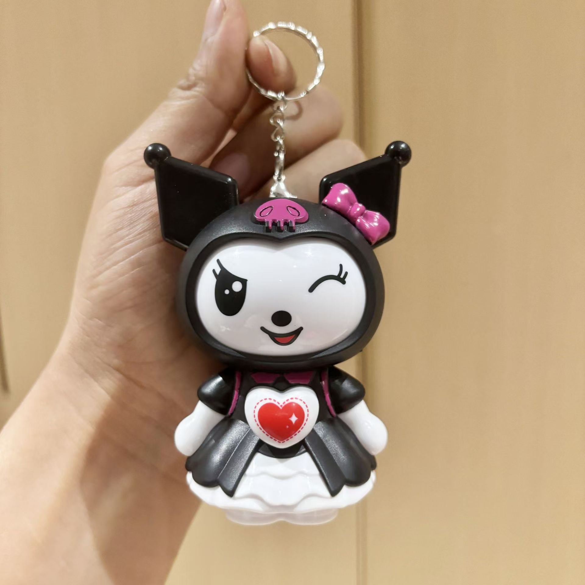 얼굴이 바뀌는 쿠로미 블랙