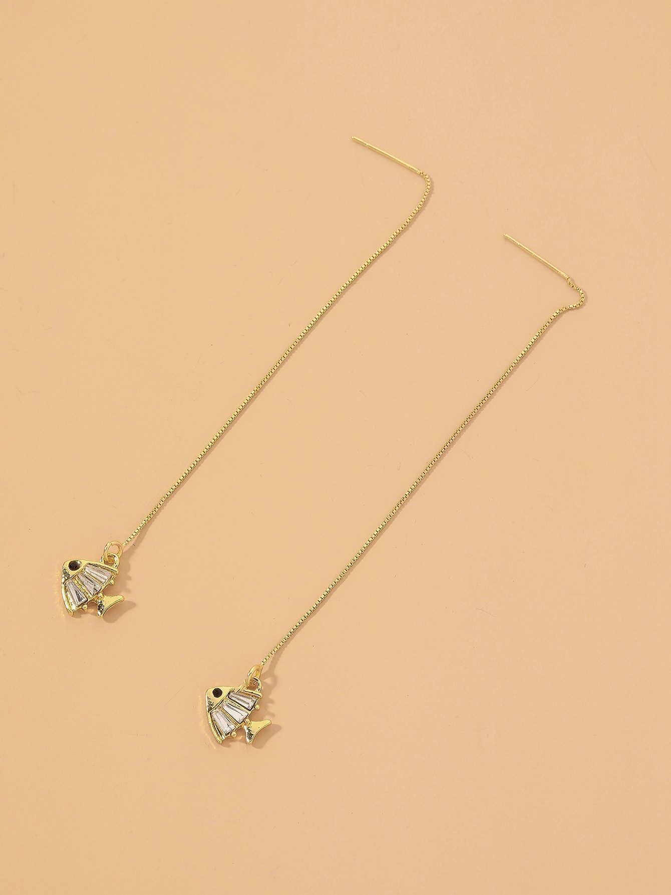 Zircon Small Goldfish Ear Line display picture 6