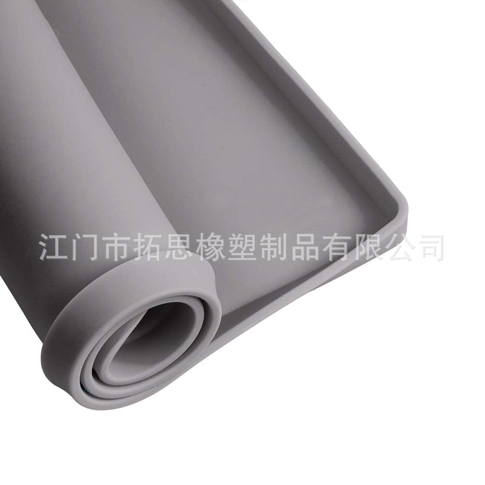 亚马逊车载硅胶宠物垫 新款耐脏硅胶慢食碗宠物垫 宠物进食硅胶垫