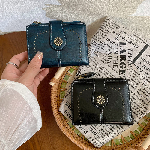 Women's Oil Leather Wallet Retro Short Zipper Coin Purse Hollow Multifunctional Money Clip