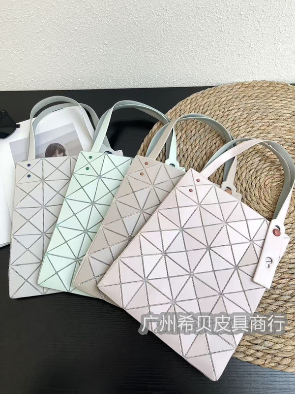 3月限定 日本製 幾何学模様 ダイヤモンドバッグ 大小角箱 4仕切り 携帯用 ショルダーボックスバッグ|undefined
