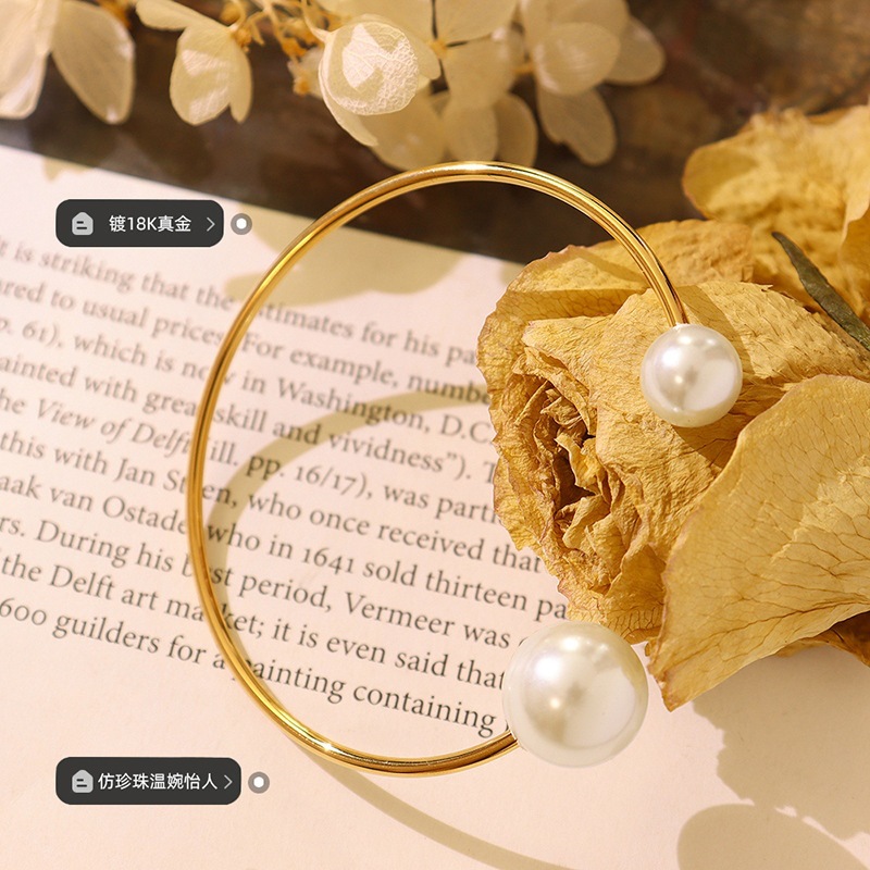 Joyería de estilo coreano fresco elegante imitación perla abierta exquisita pulsera femenina Titanium acero plateado 18K oro Real Fábrica al por mayor