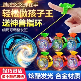 衣架;扫把、簸箕;收纳箱