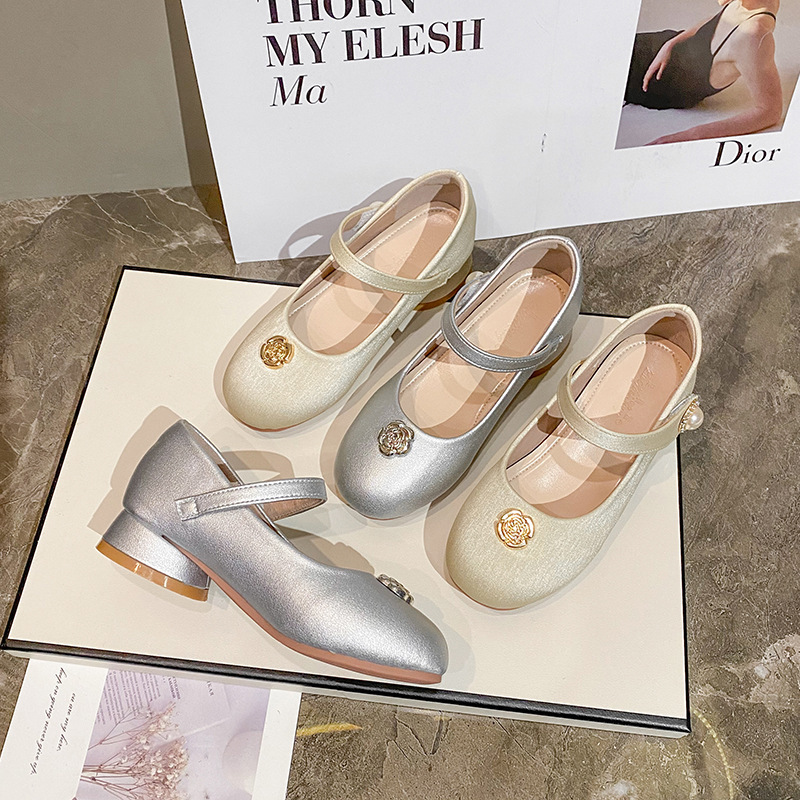 French Style Camellia Girls' High Heels 2025 New Spring and Autumn Middle and Large Children's Women's Treasure Small Leather Shoes All-match Soft-soled Single-layer Shoes