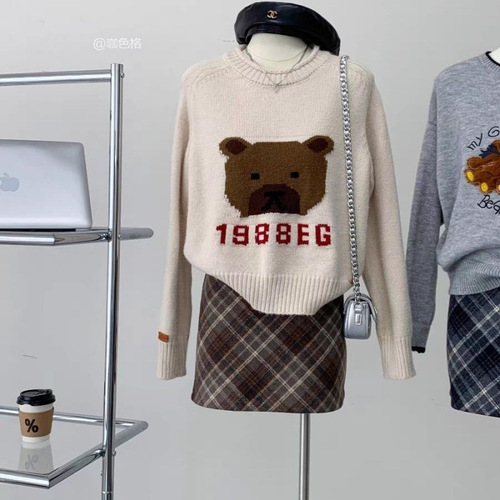 Plus Size Retro Plaid Wool Blend Skirt for Autumn/Winter, Bodycon A-Line Skirt for Plus Size Women, High-Waisted Slimming Mini Skirt