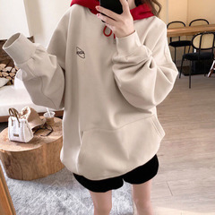 Aderfocusxi帽子とベルベットの女性のゆったりとしたつなぎ合わせは、色のカップルの服装のフードの上着の男性のファッションにぶつかった