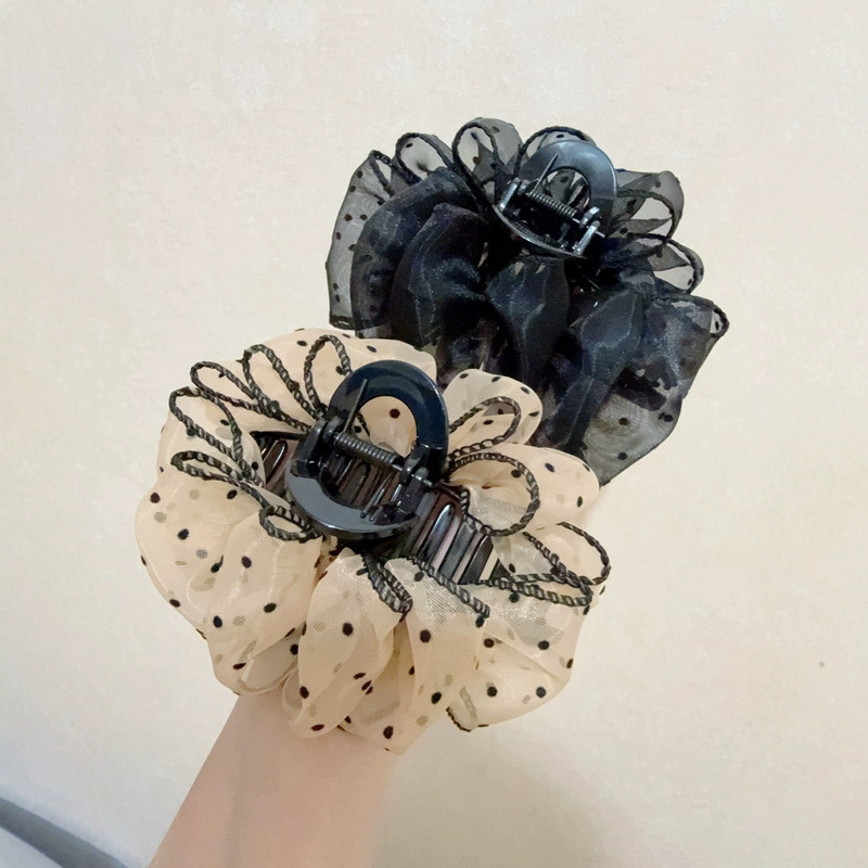 Korean Style Polka Dot High-Quality Claw Clip Simple Shark Clip Ponytail Clip Full Hair Elegant Claw Hair Accessory Korean Style Polka Dot High-Quality Claw Clip Simple Shark Clip Ponytail Clip Full Hair Elegant Claw Hair Accessory