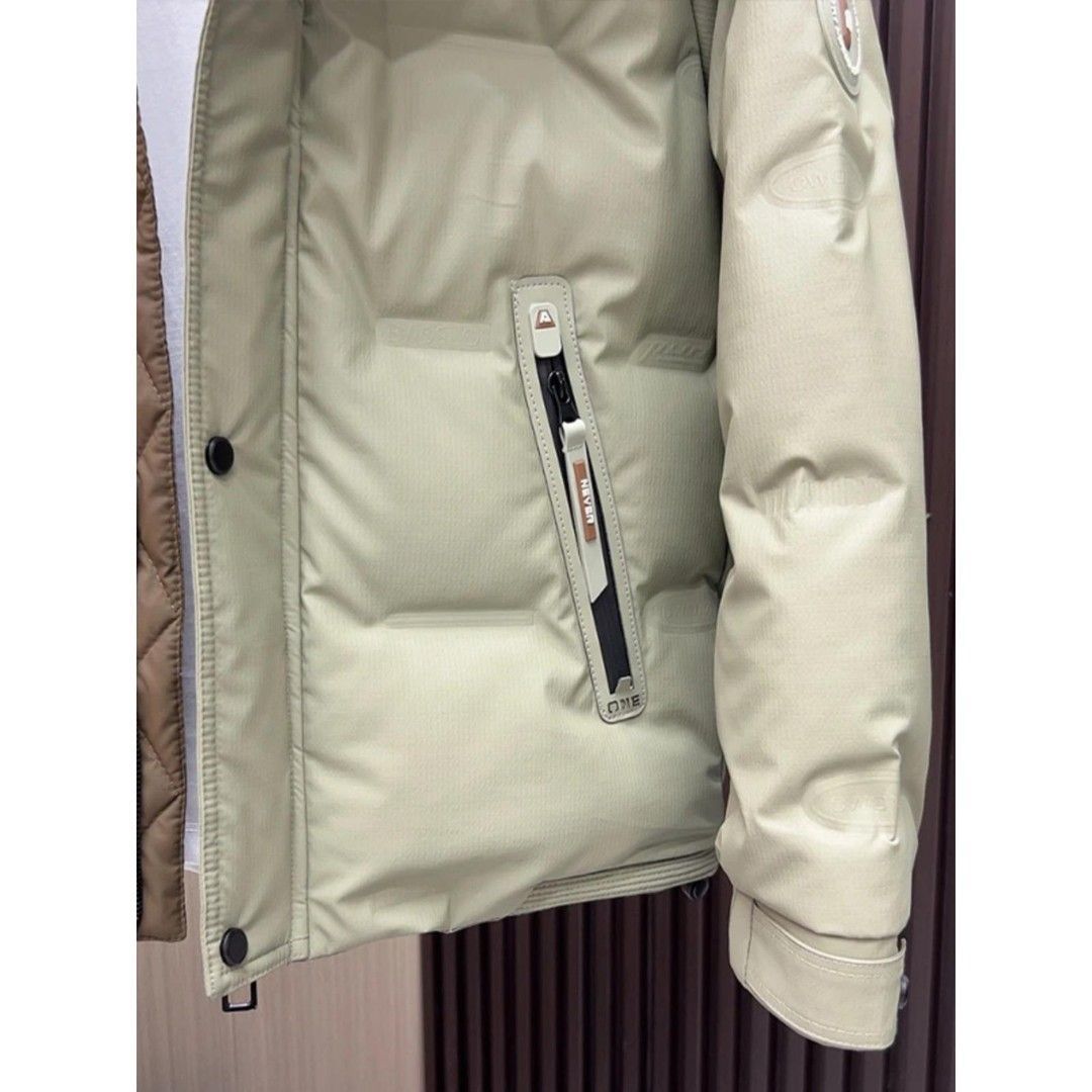 时尚百搭羽绒服男潮牌立领冬季加厚保暖免洗外套潮黑色绿色白色