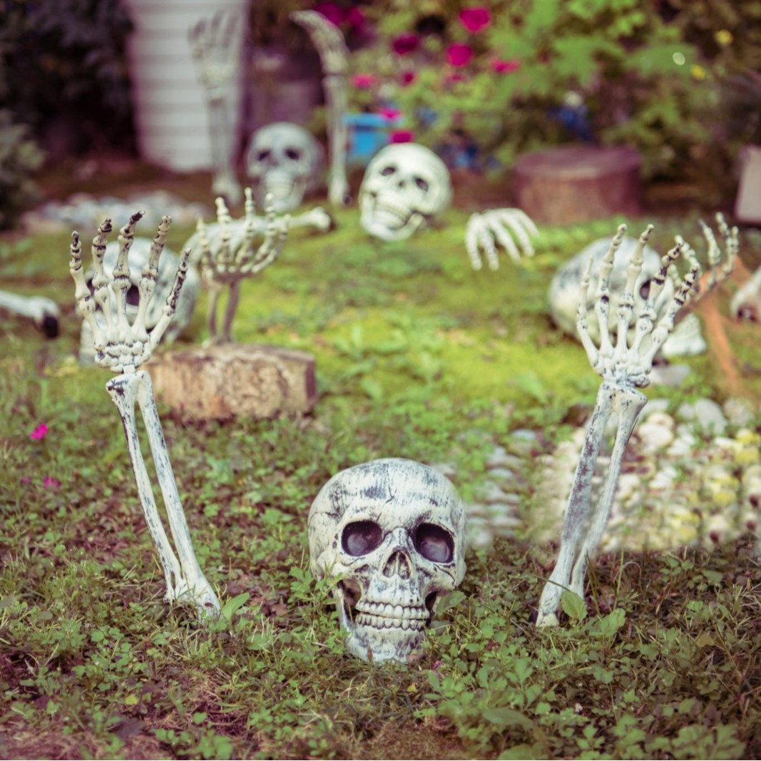 Halloween horrores cráneo esqueleto inserción de suelo decoración cementerio de Halloween cráneo hueso de mano simulación esqueleto props