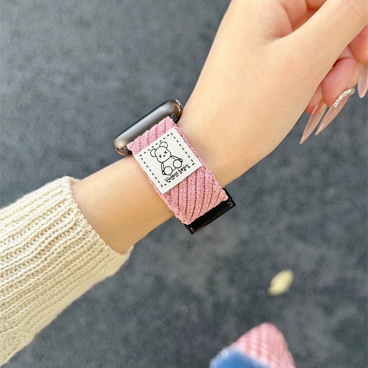 Осенне-зимний стиль красоты жесткого медведя вельветовый ремешок iwatch9 совместим с Apple applewatch876/поколение s10