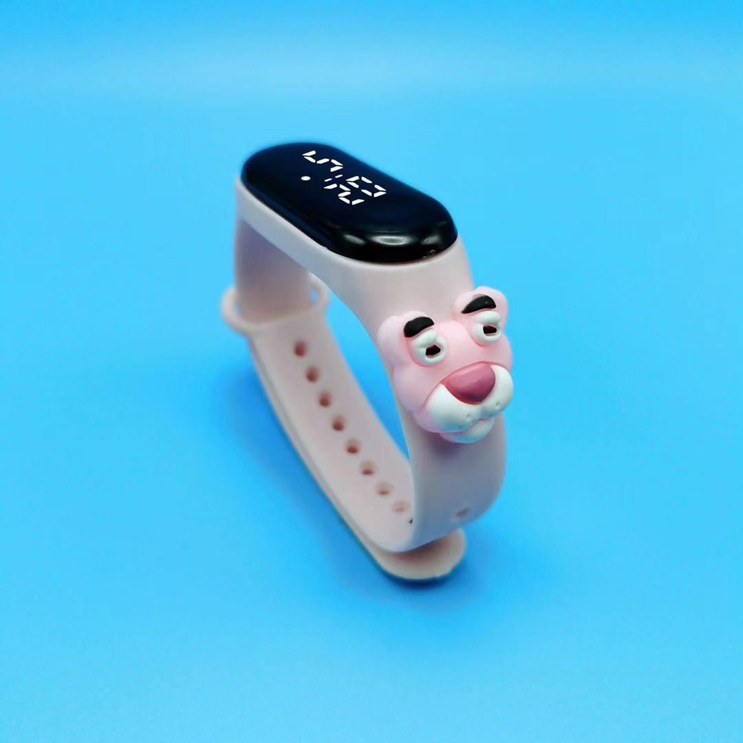 Reloj de muñeca Reloj electrónico de anime Crayon Shin-chan Reloj de escuela primaria de jardín de infantes led a prueba de agua