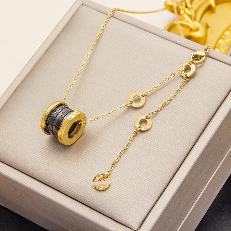 Light Luxury Little Red Style Necklace BV Black and White Simple Roman Numerals 18K Gold Plated Spring Cylinder for Men and Women Couple