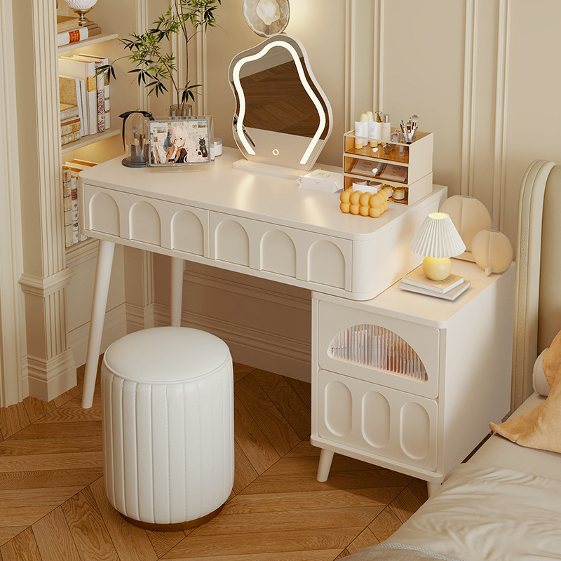 Comedor de tocador dormitorio moderno y simple 2025 nuevo armario de espejo en un escritorio de almacenamiento dormitorio principal pequeña mesa de maquillaje