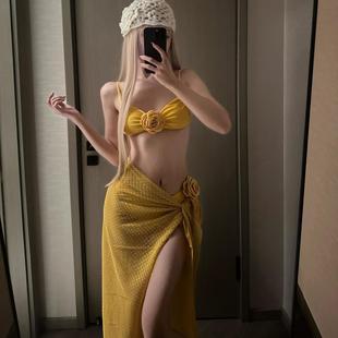 Small Fragrant Style White Bikini Split Swimsuit Women's Long Dress Sexy Pure Style Camellia Beach Thailand