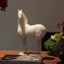 树脂工艺品;石膏工艺品;金属工艺品