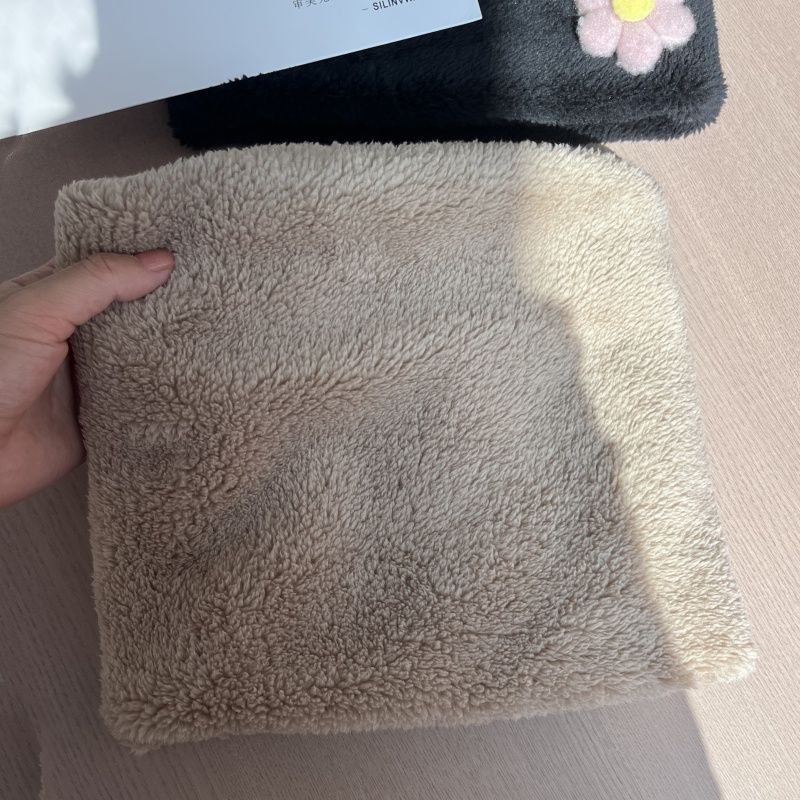 Coral velvet scarf khaki 1 piece