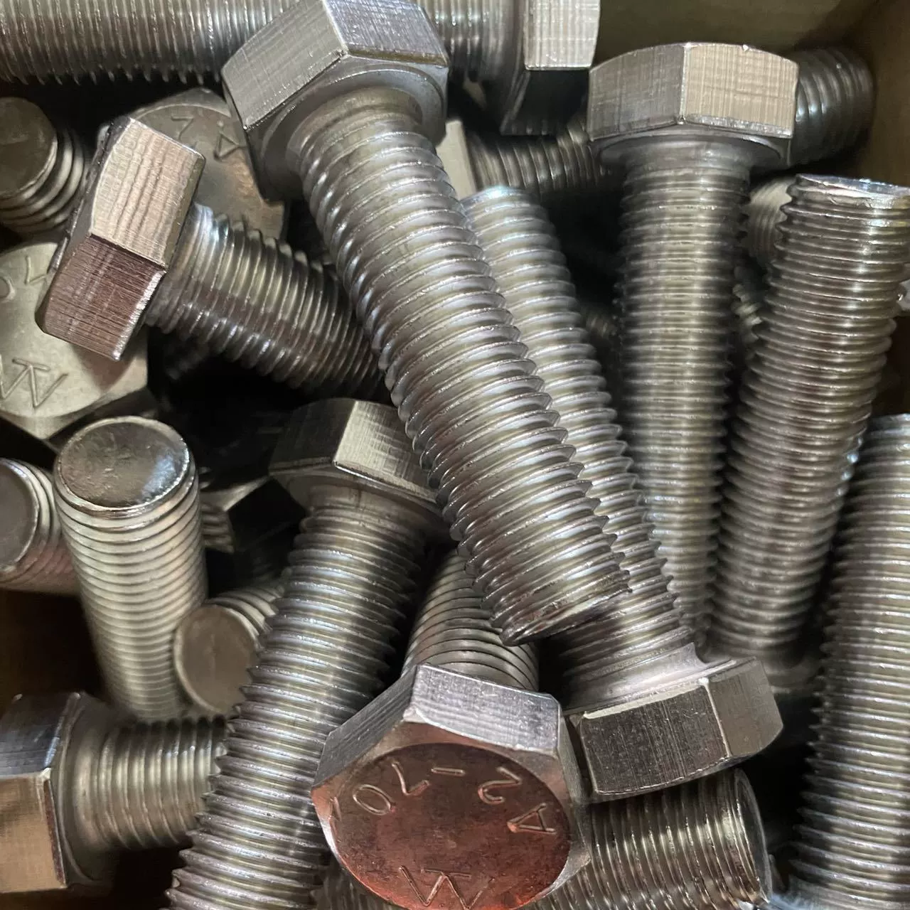 Внешний шестигранник 304 Болт Гайка Болт из нержавеющей стали 304 Материал Внешний шестигранный винт 201 Винт из нержавеющей стали