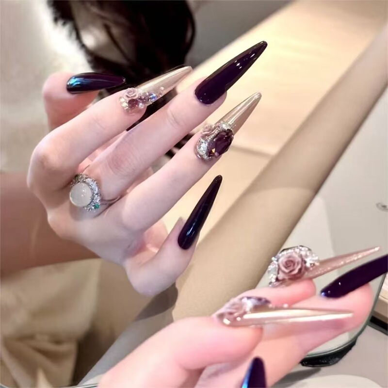 Handmade Nails with a Domineering and Royal Sister Style, Charming Purple Rose Magic Mirror Powder Nails, High-End Sexy Accessible Luxury Manicure
