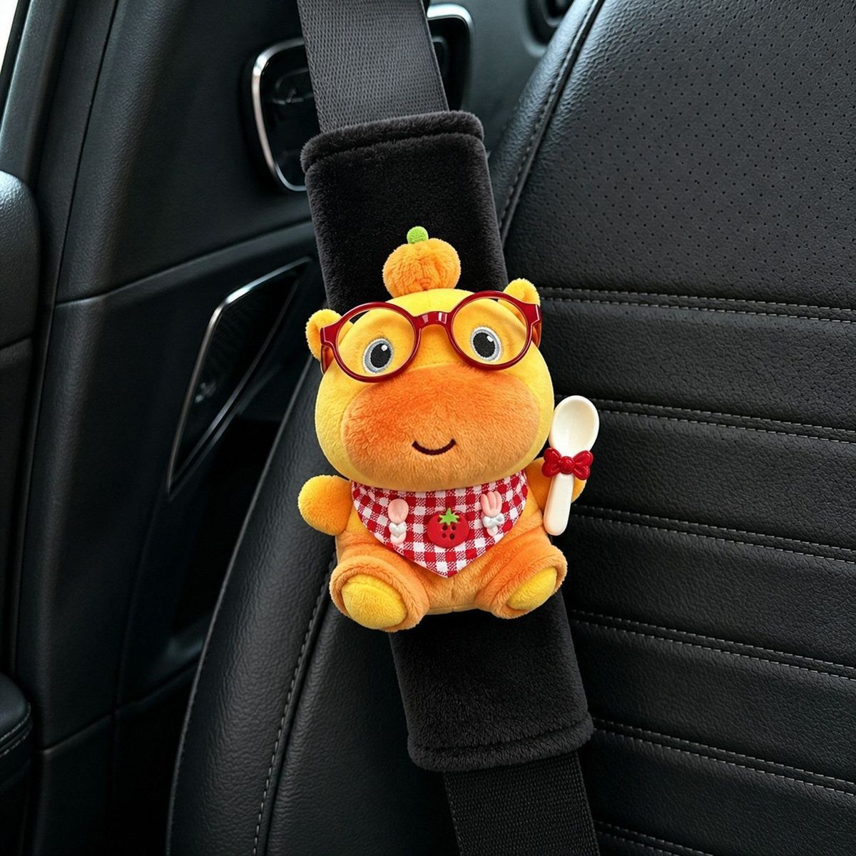 Capybara Lulu Car Seatbelt Shoulder Pads for Couples, Car Seatbelt Anti-Wear Covers, Interior Decorations