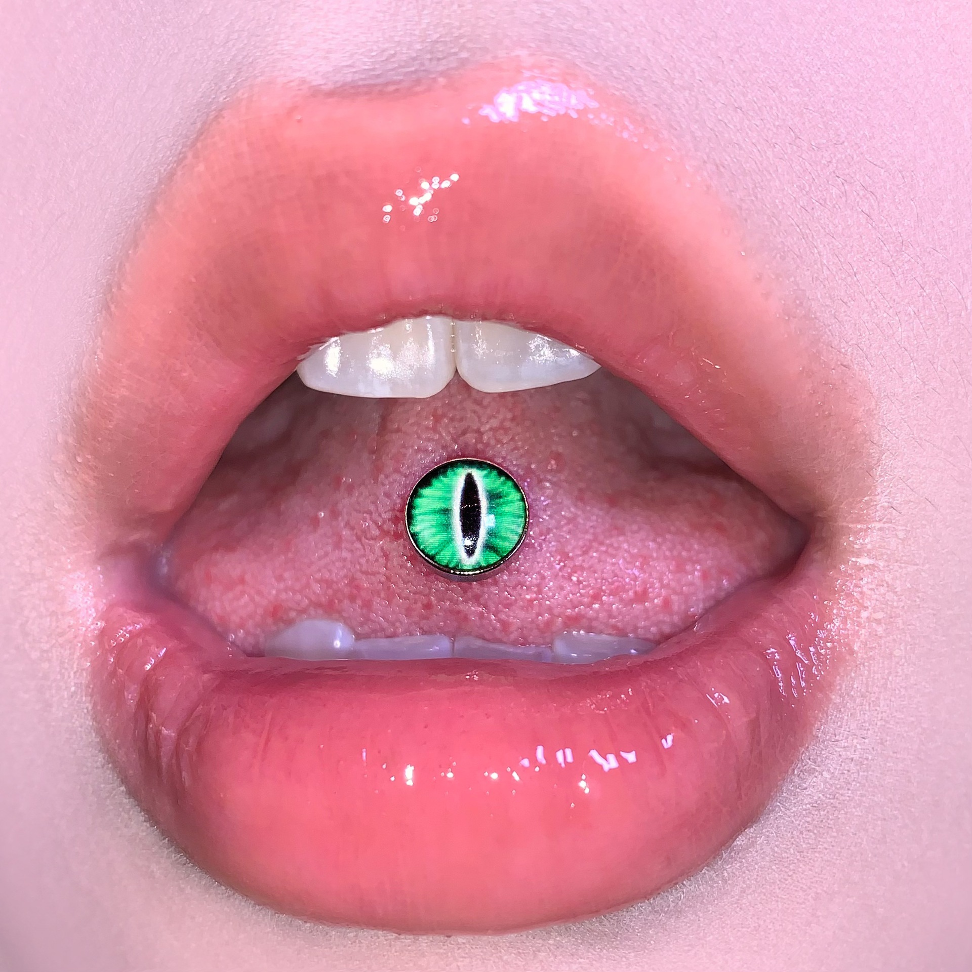 Cat Eye Magic Pupil Tongue Nail Titanium Steel Oil Drip 4-Color External Thread Tongue Barbell Body Piercing Jewelry Wholesale detail image 10